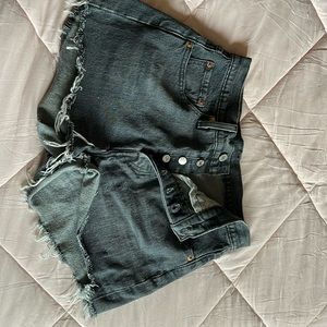Black Levi Jean Short